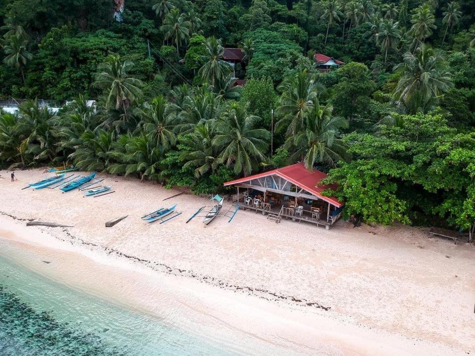 White Beach Front And Cottages Buruanga Esterno foto