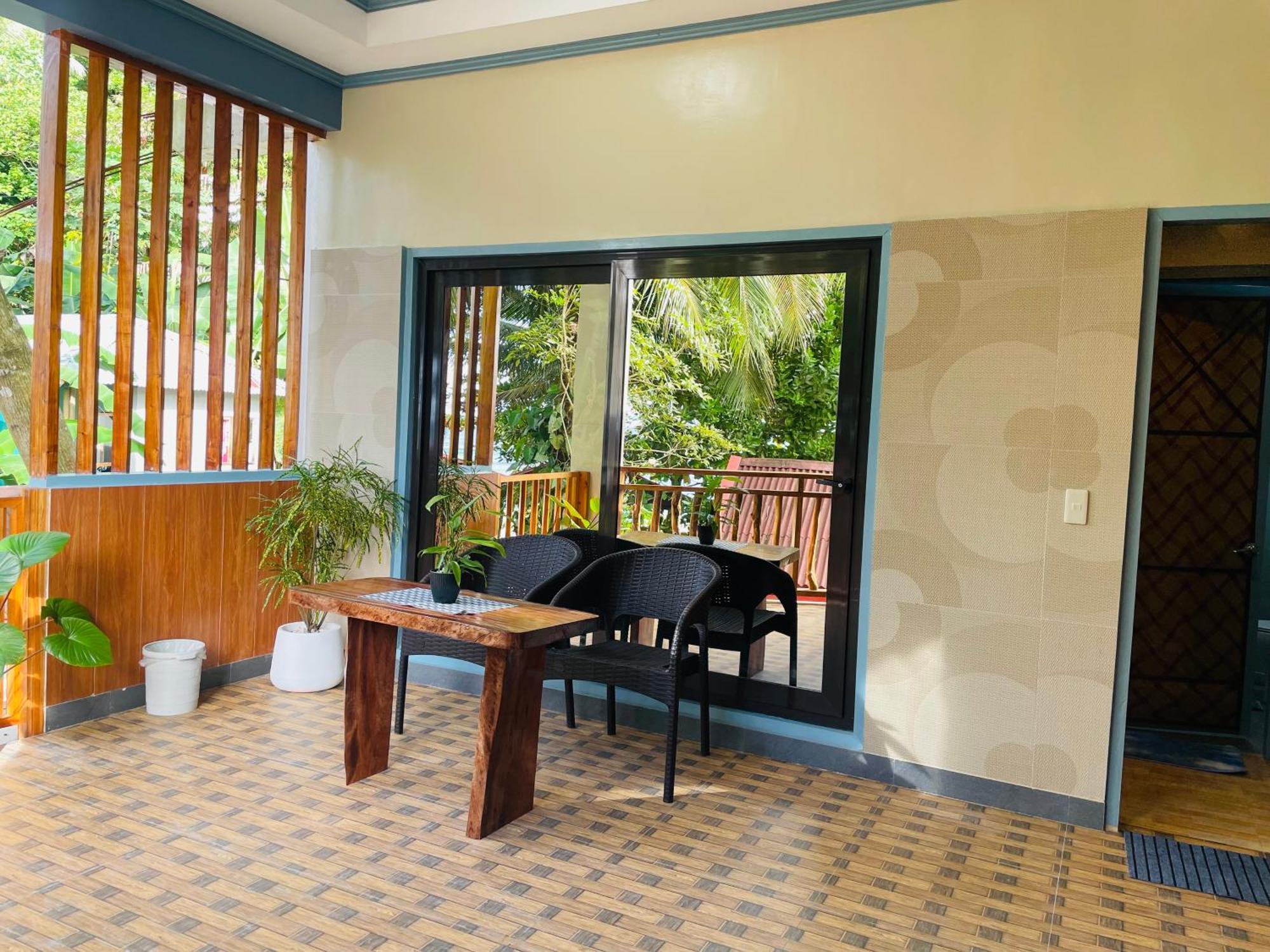 White Beach Front And Cottages Buruanga Esterno foto