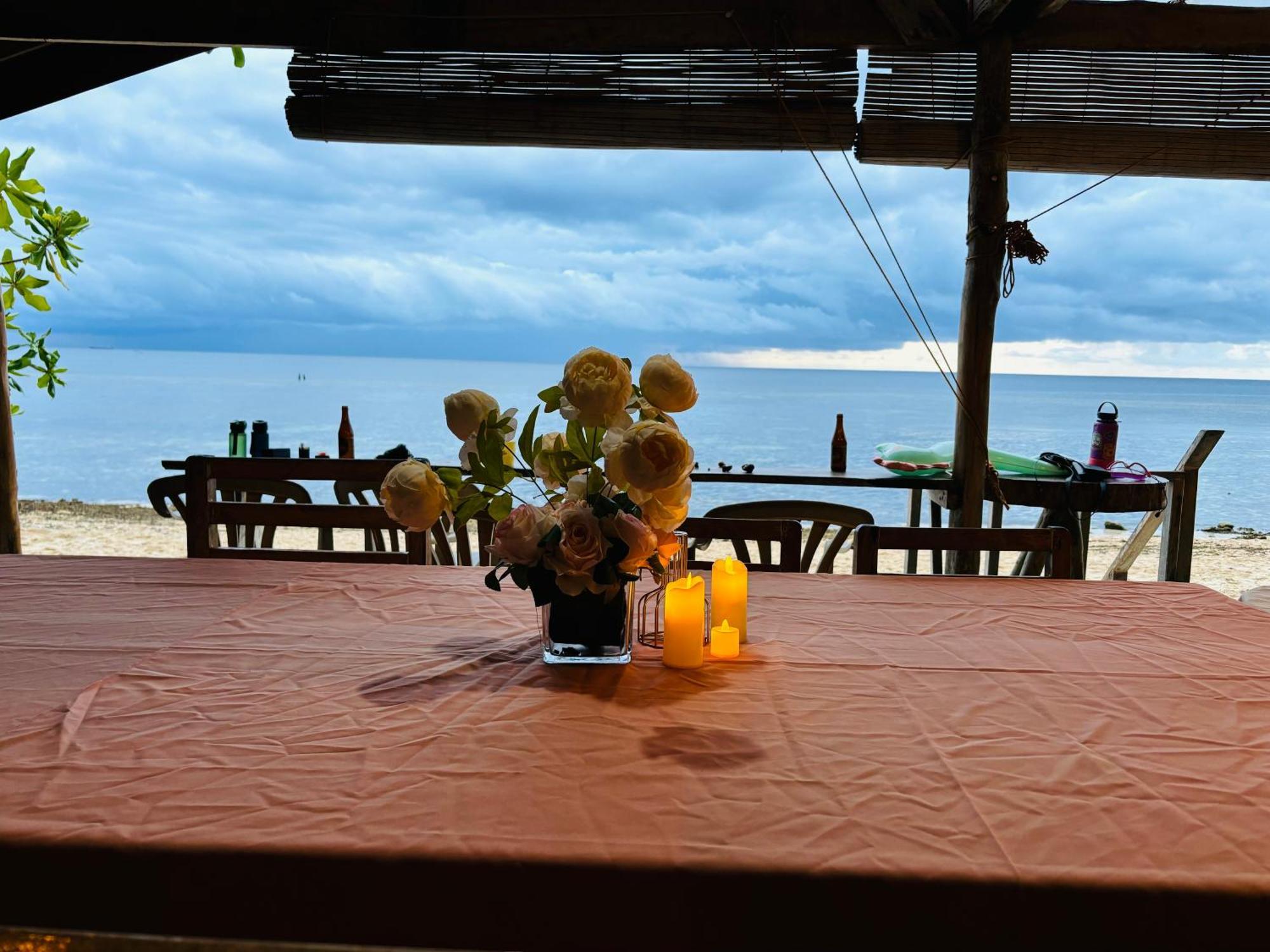 White Beach Front And Cottages Buruanga Esterno foto