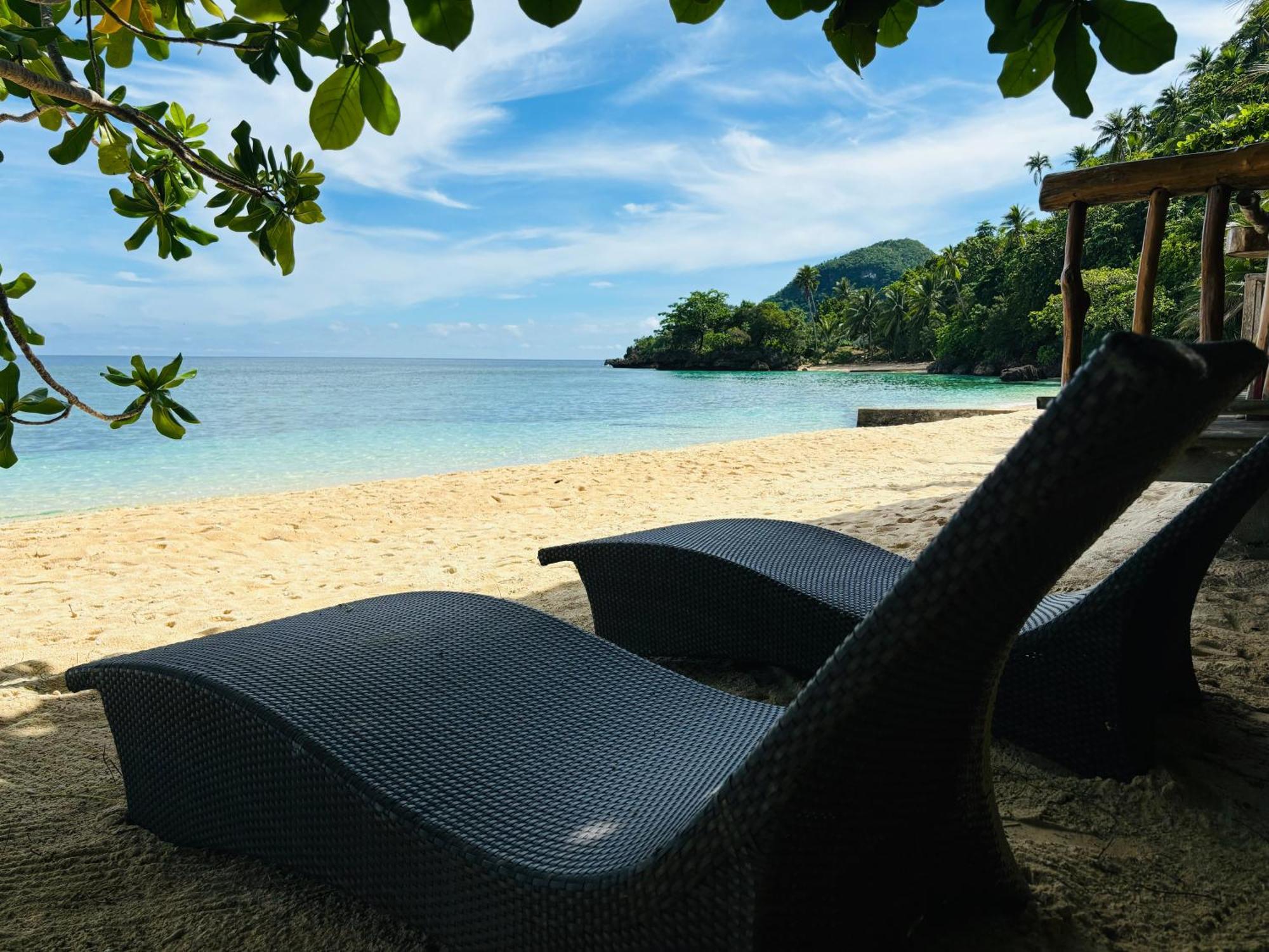 White Beach Front And Cottages Buruanga Esterno foto