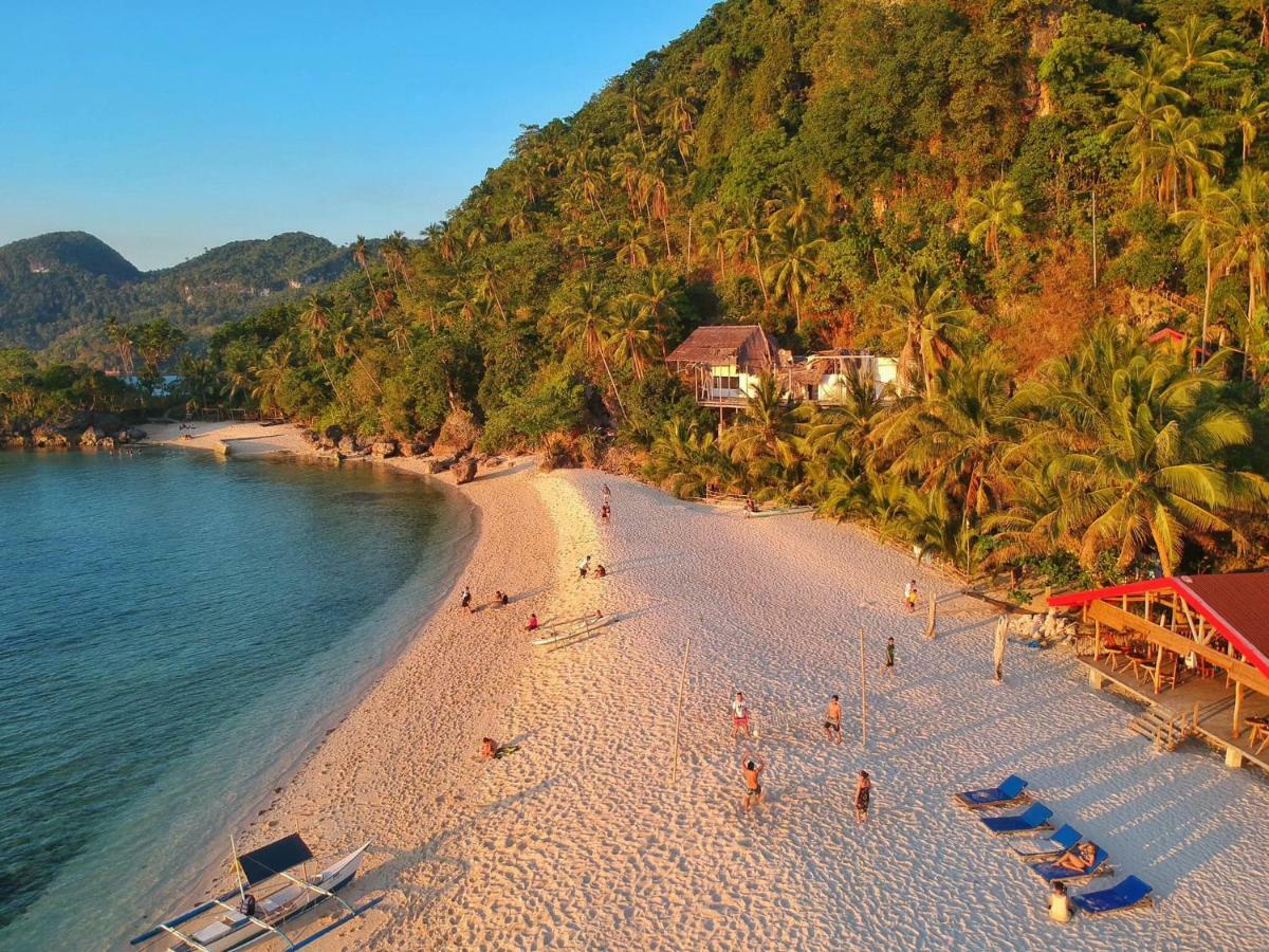 White Beach Front And Cottages Buruanga Esterno foto