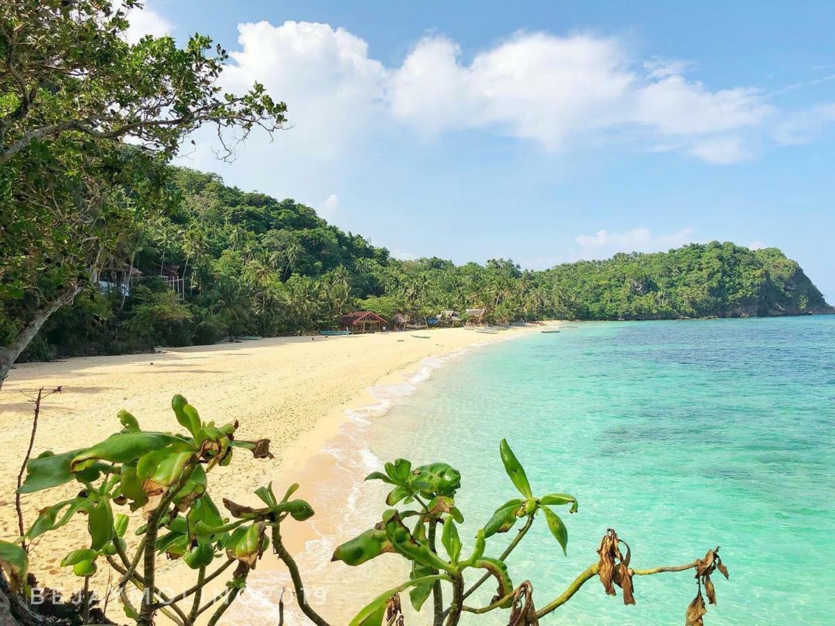 White Beach Front And Cottages Buruanga Esterno foto