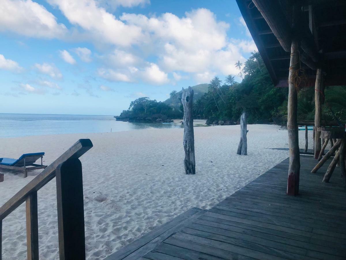 White Beach Front And Cottages Buruanga Esterno foto